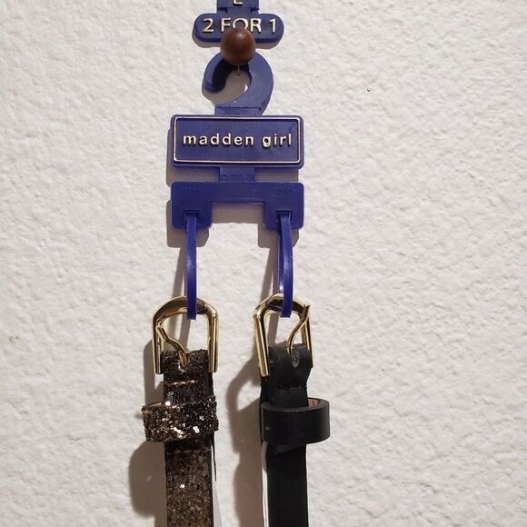 Madden Girl belts  - Picture 3 of 7